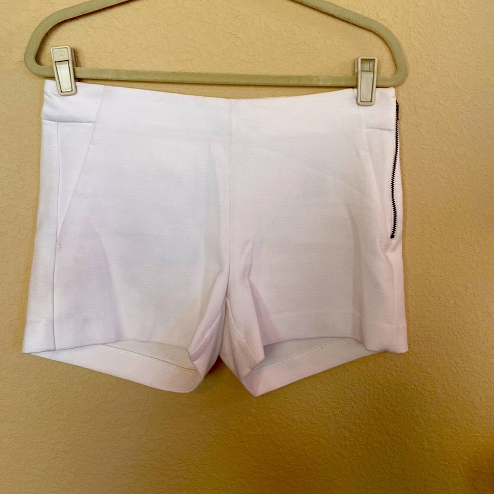 BR white cotton short, worn only 1x, side zipper